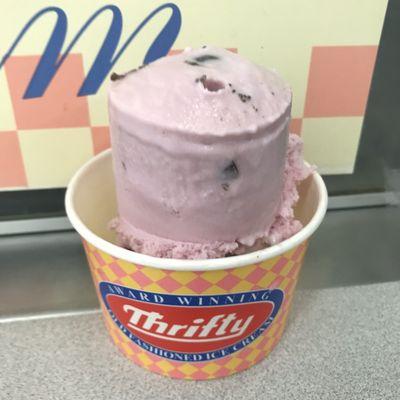 Black cherry & blueberry cheesecake $2.99