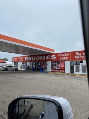 Broome's Big B Exxon