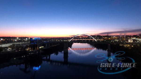 A bridge over the Cumberland River in Nashville at night