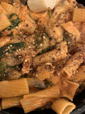 Rigatoni Fiorentina + mushrooms