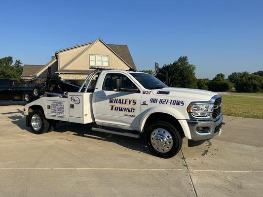 Whaley's Auto Repair & Towing