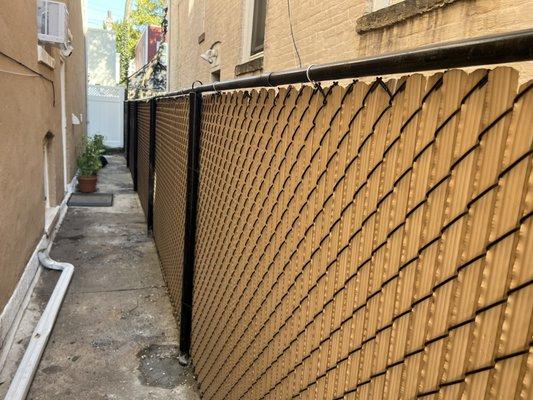 Chain link fence black with slats