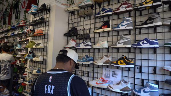 We provide the best deals on new and used sneakers.