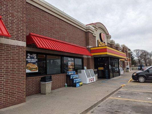 Love's Travel Stop, Oakdale WI