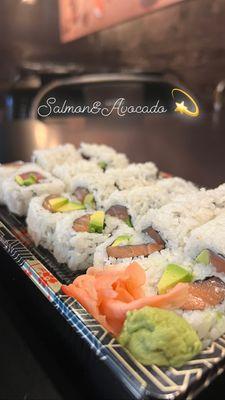 Salmon&Avocado Roll