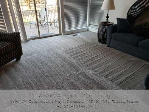 Carpet Cleaning Service Near Redmond OR - Our prices are good. Quality is Great. We arrive on-time. Professional & Responsive.