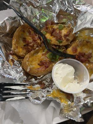 Can't go wrong with potato skins.