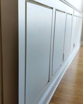 Wainscoting, panel, carpentry, trim and built ins.