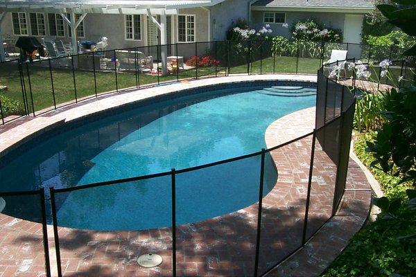 removable pool fence