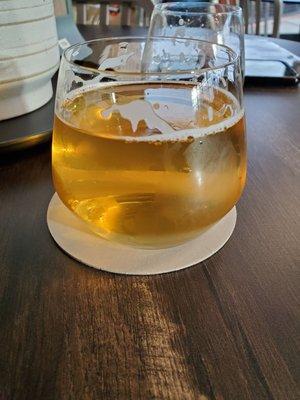 A small pour of the pilsner!