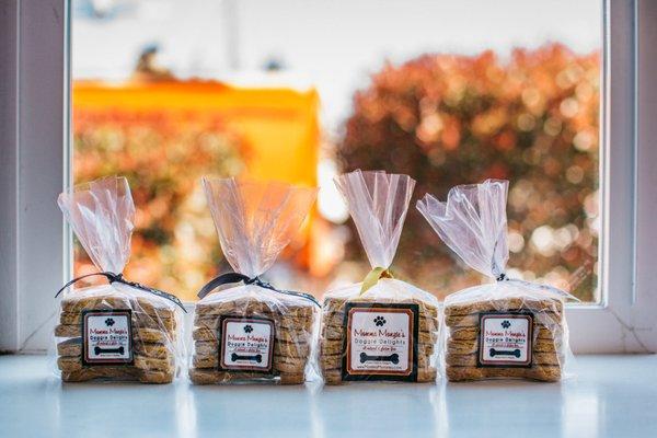 Momma Monzie's Doggie Delights "6-Pack" available in four flavors