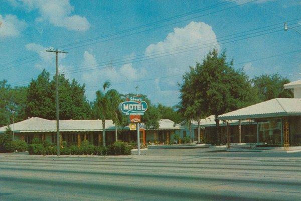 Shaws Motel - 1980