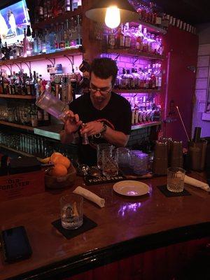 Alex making a pisco sour