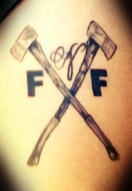 Back of right thigh "FlagNorFail"