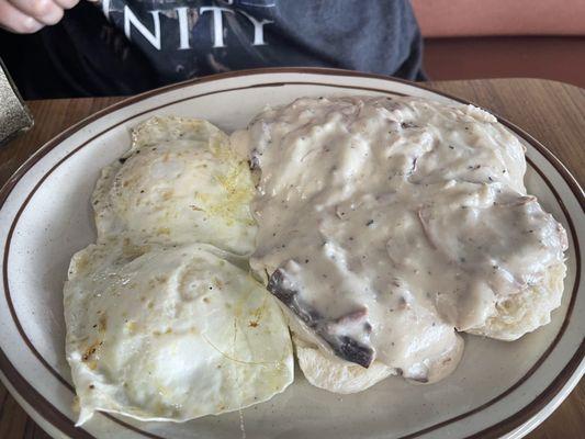 Whole order biscuits and gravy with brisket in it.