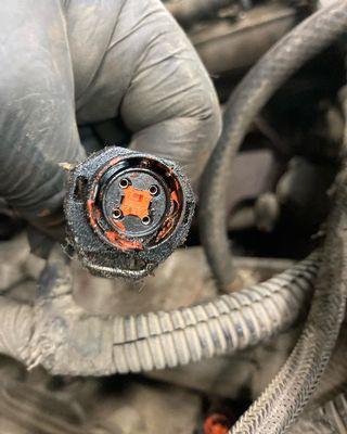 Broken injector harness