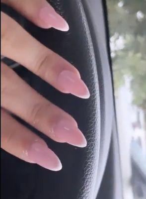 Cute lil French tip they've done (sorry for the quality it's a video screenshot)