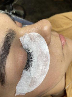 Classic Lash Extensions! Full Fresh Set!