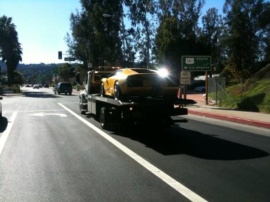 Flatbed Towing Service in Calabasas