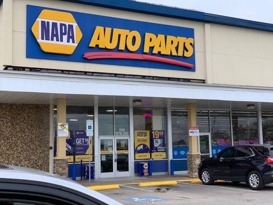 New Napa Auto Parts store on East Pioneer Pkwy. Arlington Texas