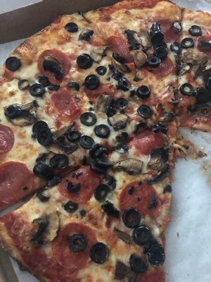 Pepperoni, mushroom and black olive pizza!