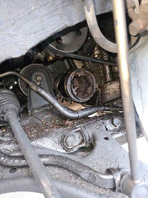 2000 Toyota Avalon Passenger cv shaft broke