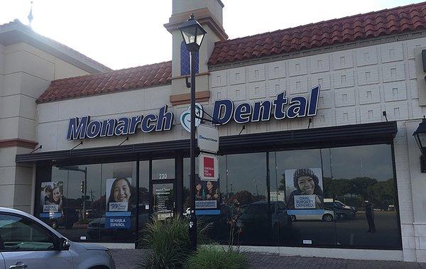 Monarch Dental Dallas Exterior