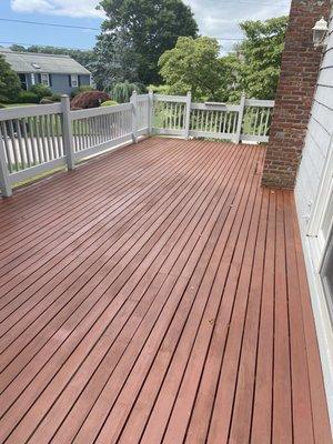 15' x 30' cedar deck. Power washes, sanded, stained with railing painting.