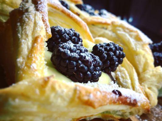 Blackberry Danish