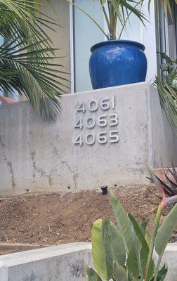 Home address numbers installation