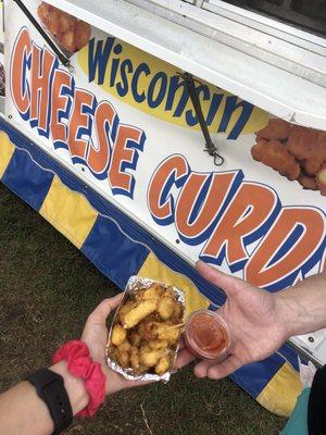 Cheese curd with marinara sauce