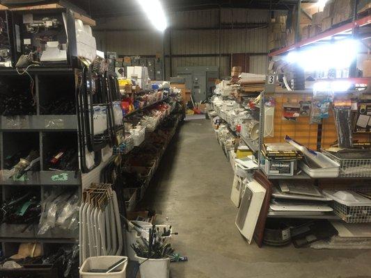 10,000 of RV parts  LARGEST RV SURPLUS IN THE WORLD FULL SERVICE/REPAIR