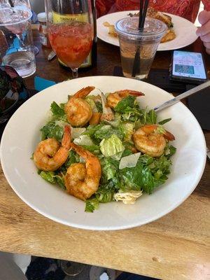 shrimp caesar salad delicious