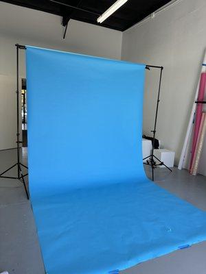 Backdrop frame available for use! As well as multiple colored paper backdrops and sheets.