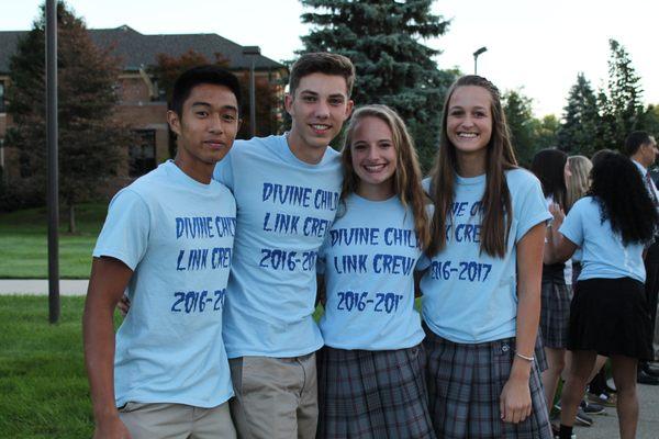 High School students welcome freshman the first day of school!