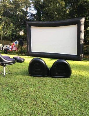 Book your outdoor movie screening now!