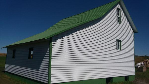 farm grainery restoration