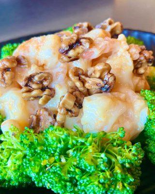 Walnut shrimp