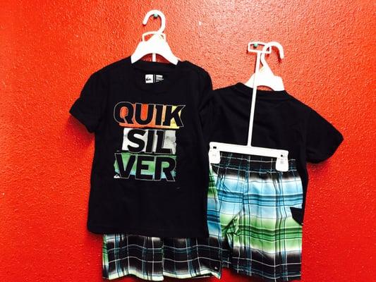 Boys 
 2 piece 
 Sizes 2t-4t