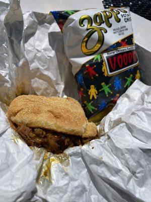 Pulled Pork Sandwich with Zapp's chips, super good!