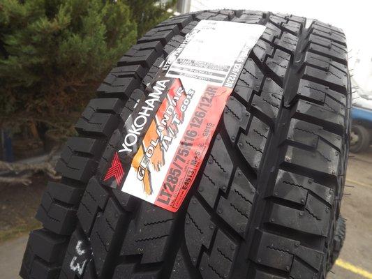 4 new tires 2857516, $ 799, with mounted, balanced and rotation free.