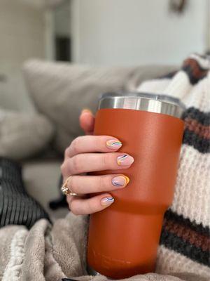 Les Mains Nail Bar