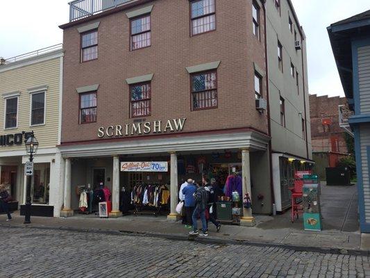 The House of Scrimshaw & Gifts