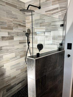 Shower divider glass