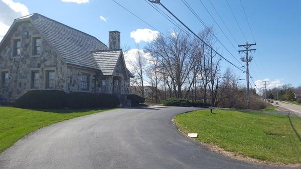 From north Fairfield  on Kemp. Separates building past the Realtors, on the left or south suis of Kemp.