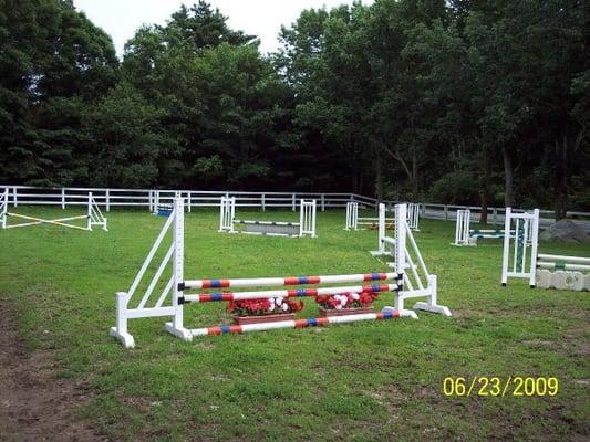 grass jumping field, lighted sand ring and beginner friendly cross country jumps and trail.