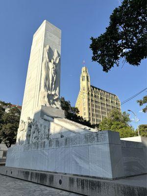 Alamo Cenotaph