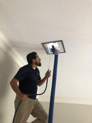 Air duct cleaning (dustless system, accurate and efficient)