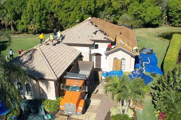 roof repair and replacement in fort myers