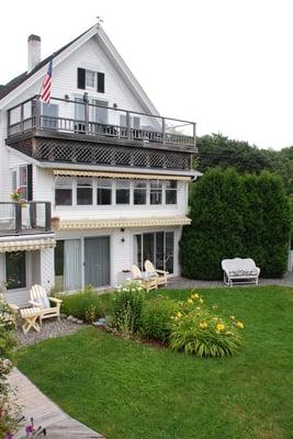 Cranberry Hill Inn from the garden